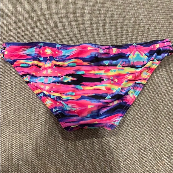 Rainbow ๐ neon braided bikini set ๐ - Picture 5 of 8